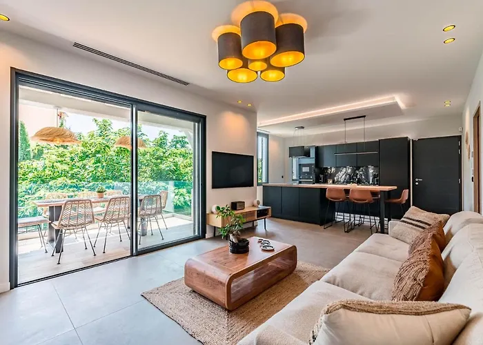 Totolulu Luxury - La فيلة كان